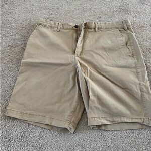 Gap size 38 Men's Tan Casual Shorts